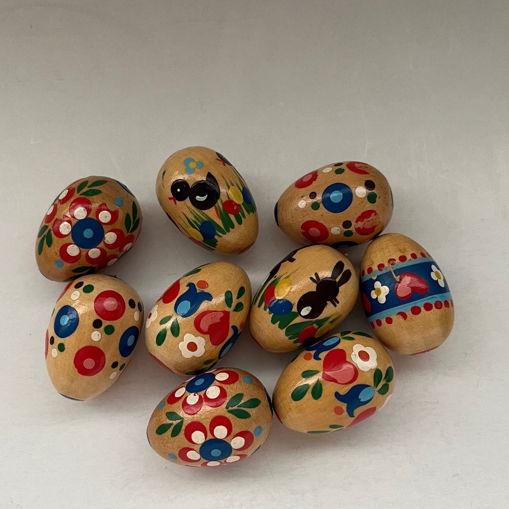 SET OF 9 PAINTED EGGS